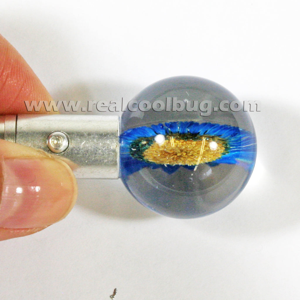 FLK114<br/>LED Key Chain - Blue Daisy