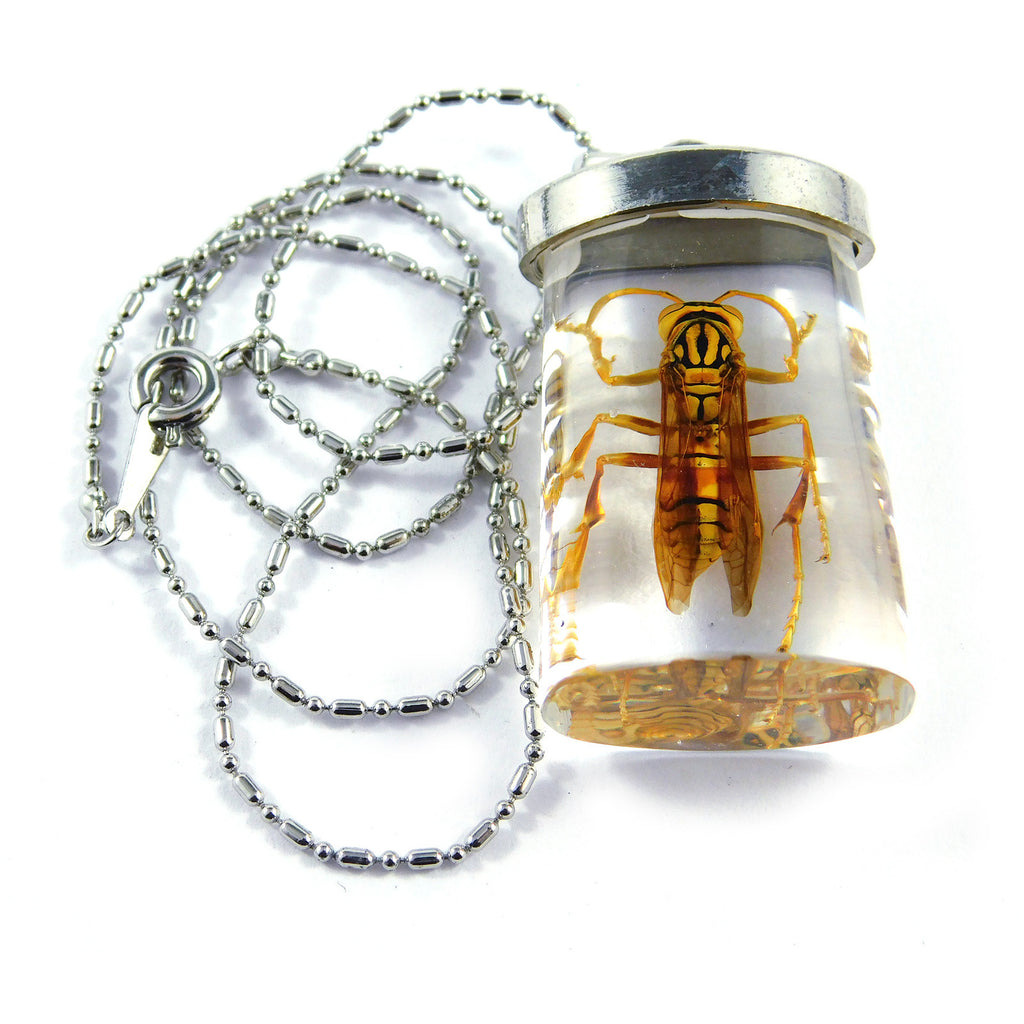 Wasp Rectangle Necklace (JD503)