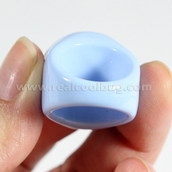 OR033<br/>Shark Tooth Ring